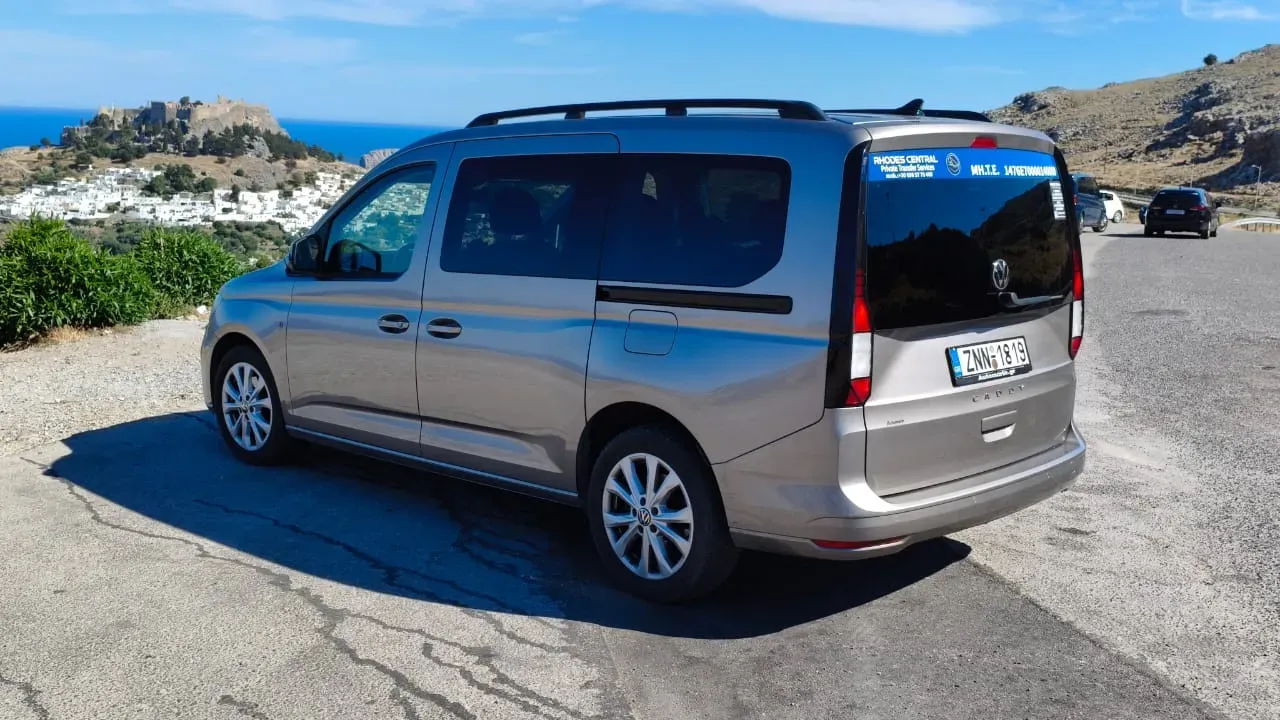 Volkswagen Caddy transfer vehicle photo